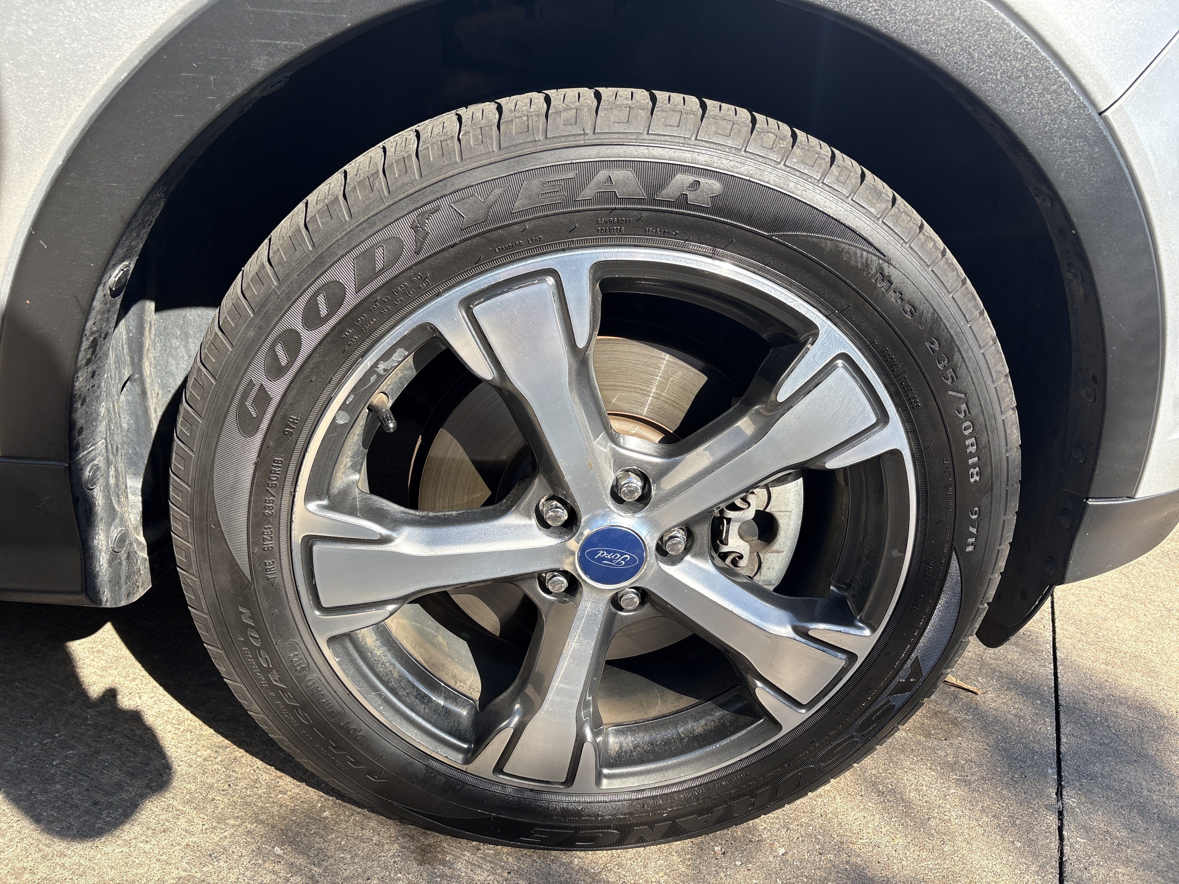Used 2017 Ford Escape SE w/ Equipment Group 201A AWD/4WD image 13