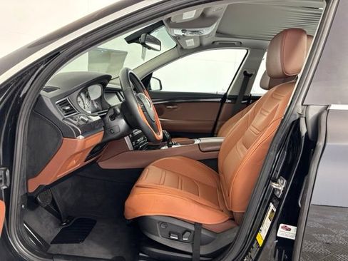 Used 2012 BMW 535i xDrive AWD/4WD image 11