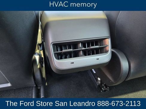 Used 2022 Tesla Model 3 Long Range AWD/4WD image 25