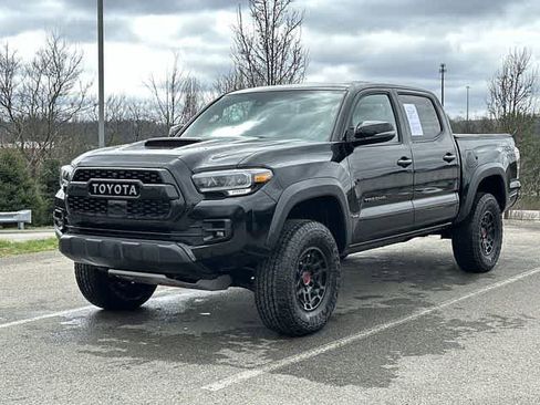 Used 2023 Toyota Tacoma TRD Pro image 1