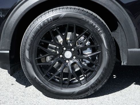 Used 2020 Ford Explorer Limited image 46