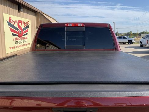 Used 2017 RAM 2500 SLT w/ Snow Chief Group AWD/4WD image 18