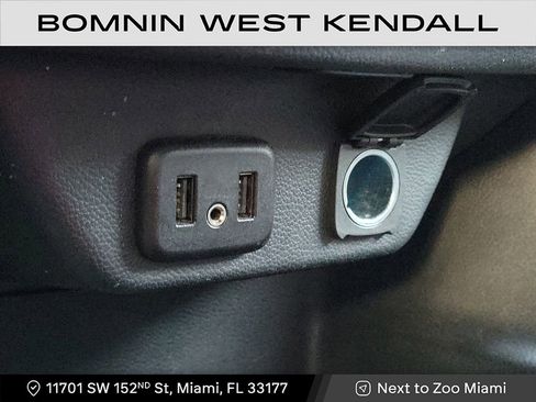 Used 2020 Chevrolet Traverse LS image 22