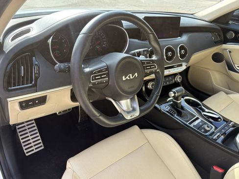Used 2023 Kia Stinger GT-Line w/ Sun & Sound Package RWD image 14