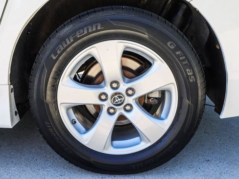 Used 2019 Toyota Sienna L FWD image 20