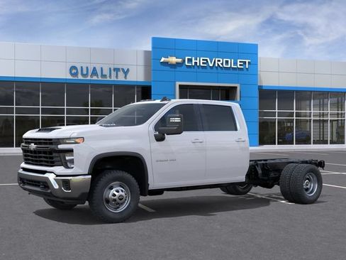 New 2026 Chevrolet Silverado 3500 W/T w/ WT Convenience Package RWD image 2