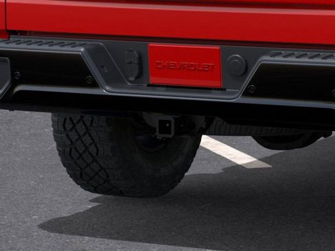 New 2025 Chevrolet Silverado 1500 ZR2 w/ Technology Package image 14