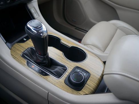 Used 2019 GMC Acadia Denali w/ Technology Package image 29