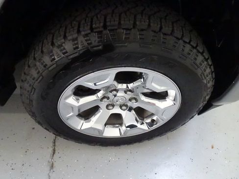 Used 2019 RAM 1500 Big Horn AWD/4WD image 31