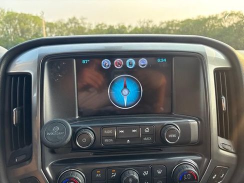 Used 2018 Chevrolet Silverado 1500 LT w/ All Star Edition AWD/4WD image 20