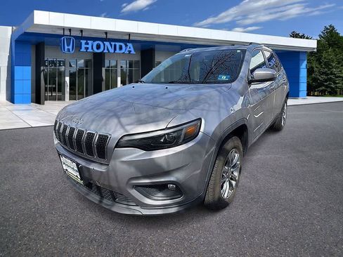 Used 2020 Jeep Cherokee Latitude Plus w/ Cold Weather Group image 1