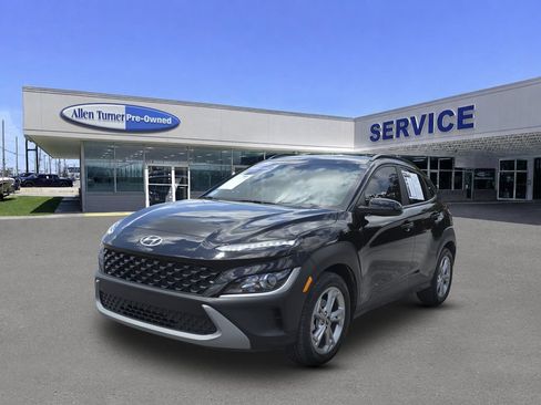 Certified 2023 Hyundai Kona SEL FWD image 4
