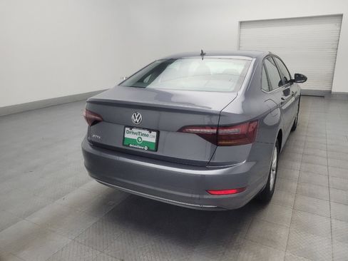 Used 2019 Volkswagen Jetta SE image 9
