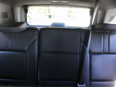 Used 2022 Chevrolet Suburban RST image 60