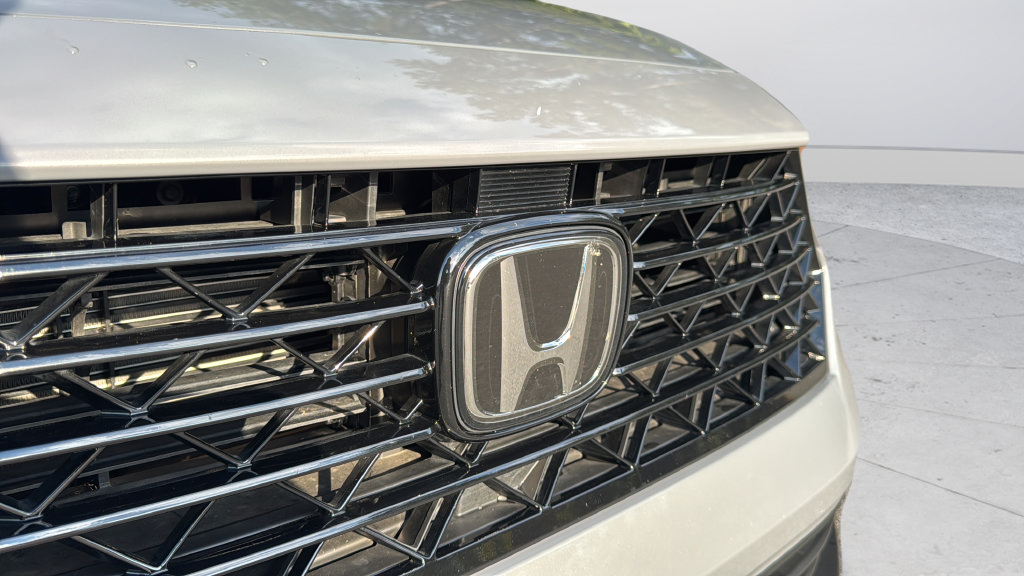 Used 2025 Honda Accord Sport image 27