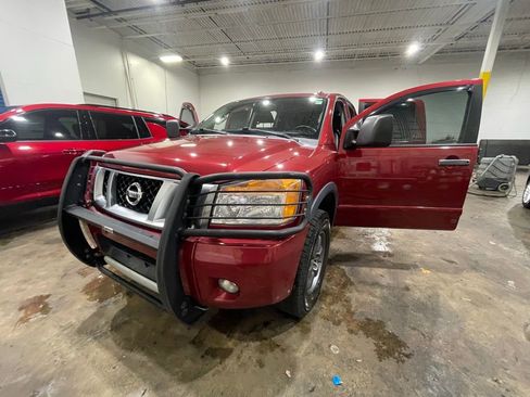 Used 2014 Nissan Titan PRO-4X w/ Pro-4x Luxury Package image 12