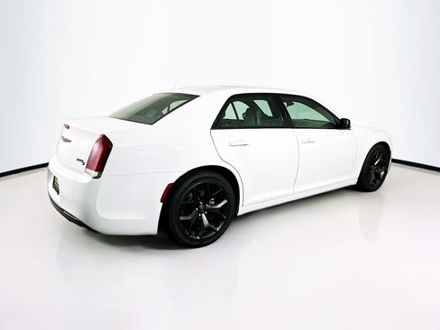 Used 2022 Chrysler 300 S image 9