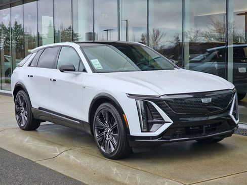 New 2026 Cadillac Lyriq Signature Sport w/ Nappa Leather Package image 7