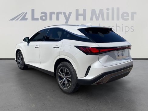Used 2025 Lexus RX 350 FWD w/ Technology Package image 3