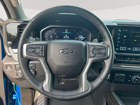 Used 2024 Chevrolet Silverado 1500 LT Trail Boss w/ Convenience Package II AWD/4WD image 13