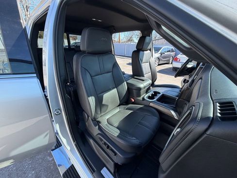 Used 2021 Chevrolet Silverado 3500 High Country image 5