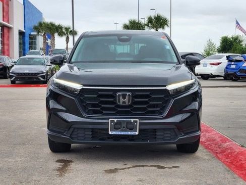 Used 2023 Honda CR-V LX image 2