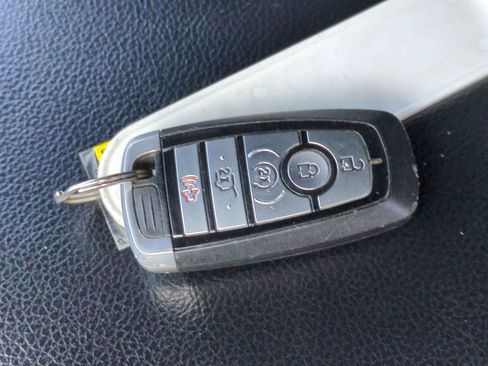 Used 2020 Ford Expedition Max Limited AWD/4WD image 37