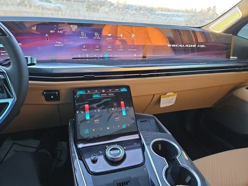New 2026 Cadillac Escalade IQL Sport 2 image 23