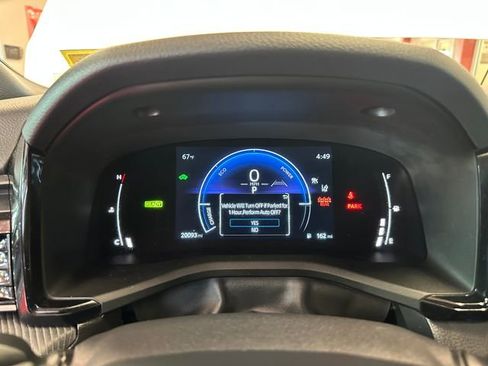 Certified 2025 Toyota Camry SE image 20