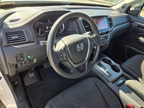 Used 2022 Honda Ridgeline Sport image 8