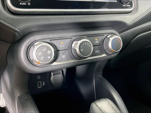 Used 2025 Nissan Versa S w/ S Plus Package FWD image 21