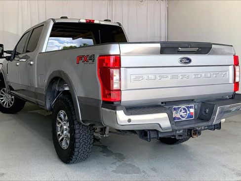 Used 2021 Ford F250 Lariat w/ Lariat Value Package AWD/4WD image 5