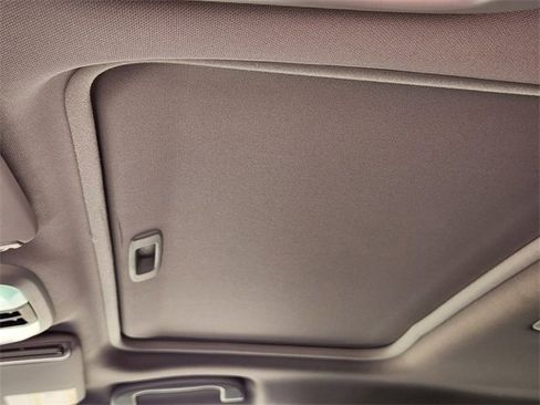 Certified 2025 Subaru Crosstrek 2.0i Premium image 26