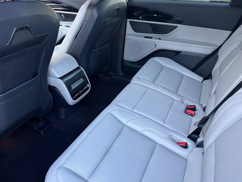 Used 2026 Lincoln Nautilus Premier w/ Jet Appearance Package AWD/4WD image 29
