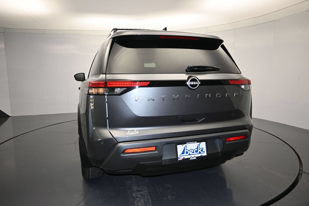 New 2026 Nissan Pathfinder SL w/ Cargo Package FWD image 24