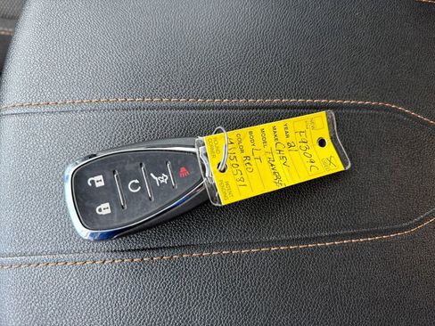 Used 2021 Chevrolet Traverse LT w/ LPO, Floor Liner Package image 27