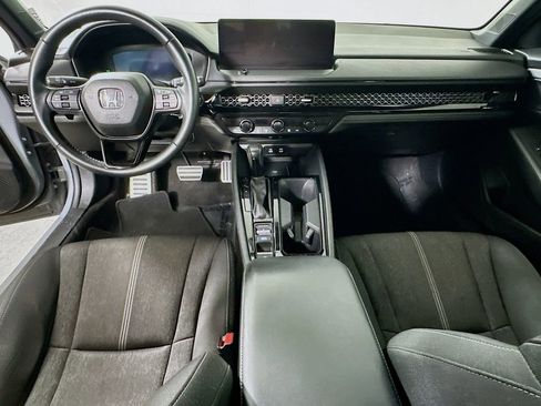 Used 2025 Honda Accord Sport image 16