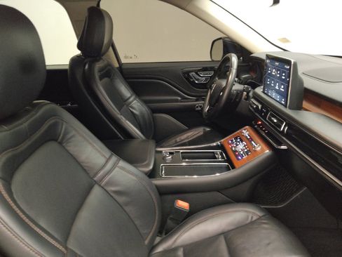 Used 2020 Lincoln Aviator Reserve image 21