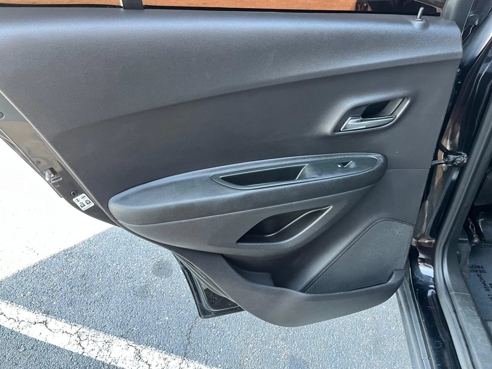 Used 2018 Chevrolet Trax LT w/ Redline Edition FWD image 46