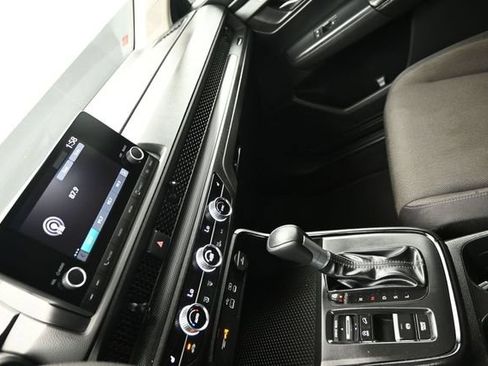 Used 2024 Honda CR-V EX image 19