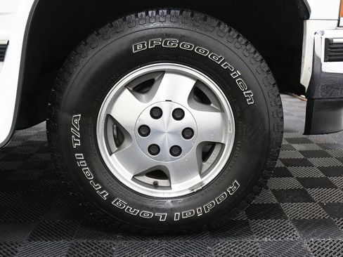 Used 1995 Chevrolet Tahoe 4WD image 28