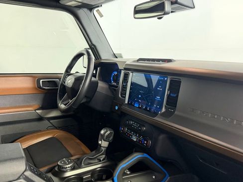 Used 2023 Ford Bronco Outer Banks w/ Sasquatch Package image 34