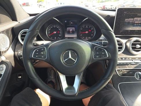 Used 2017 Mercedes-Benz C 300 4MATIC Sedan image 18