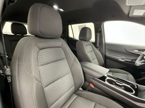 Used 2025 Chevrolet Equinox LT image 13