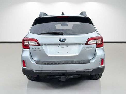 Used 2016 Subaru Outback 2.5i Premium AWD/4WD image 4