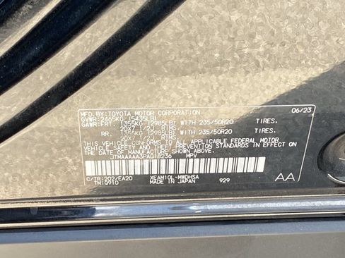 Used 2023 Toyota bZ4X FWD image 12