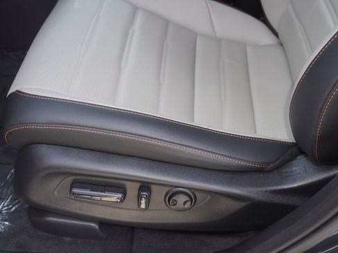 Used 2025 Honda CR-V Sport Touring image 14