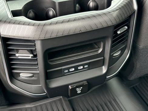 New 2026 RAM 2500 Big Horn AWD/4WD image 15