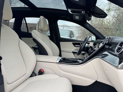 Certified 2025 Mercedes-Benz GLC 300 GLC 300 image 29