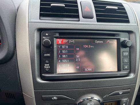 Used 2013 Toyota Corolla S w/ Premium Pkg image 22